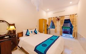 Bougain Villeas Homestay