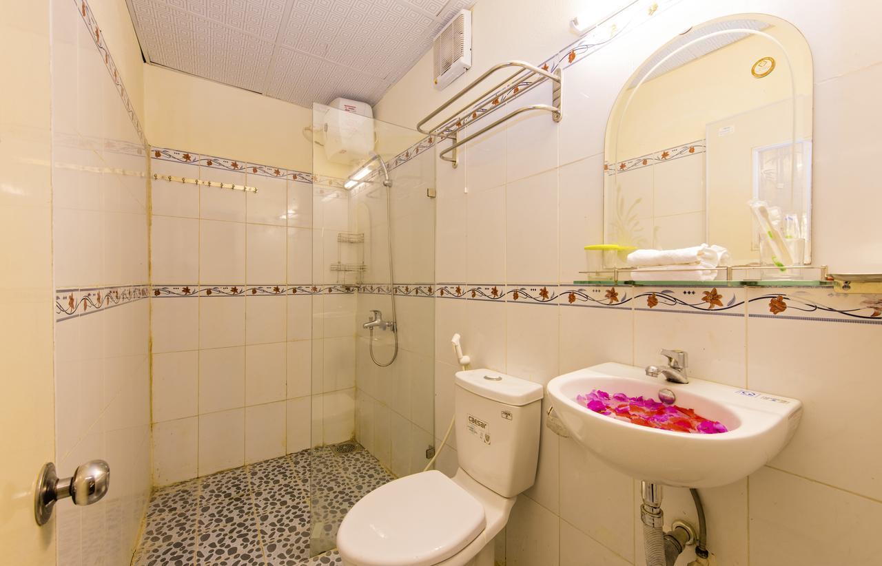 Bougain Villeas Homestay Hoi An Esterno foto