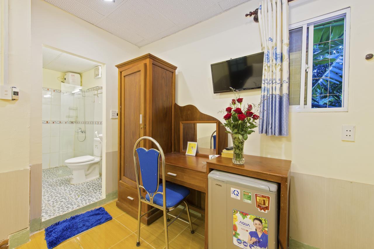 Bougain Villeas Homestay Hoi An Esterno foto