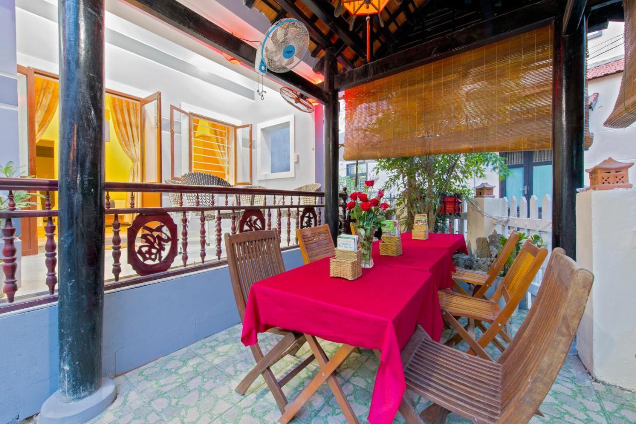 Bougain Villeas Homestay Hoi An Esterno foto