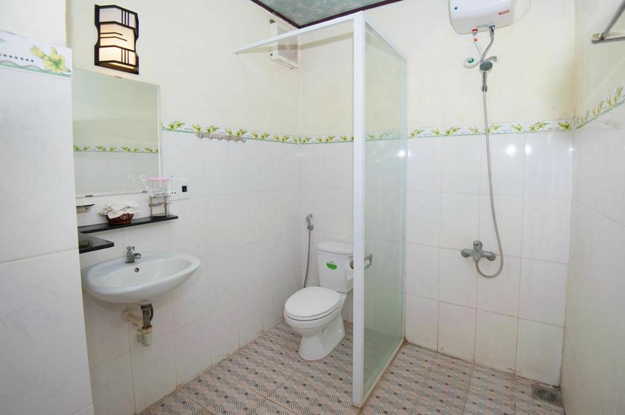 Bougain Villeas Homestay Hoi An Esterno foto